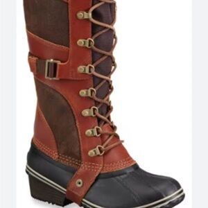 Sorel conquest Carly  Lace-Up Boots